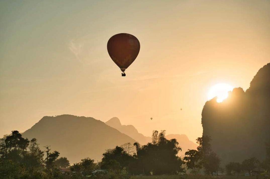 Vang Vieng Chanthala Hotel 1 Exterior photo