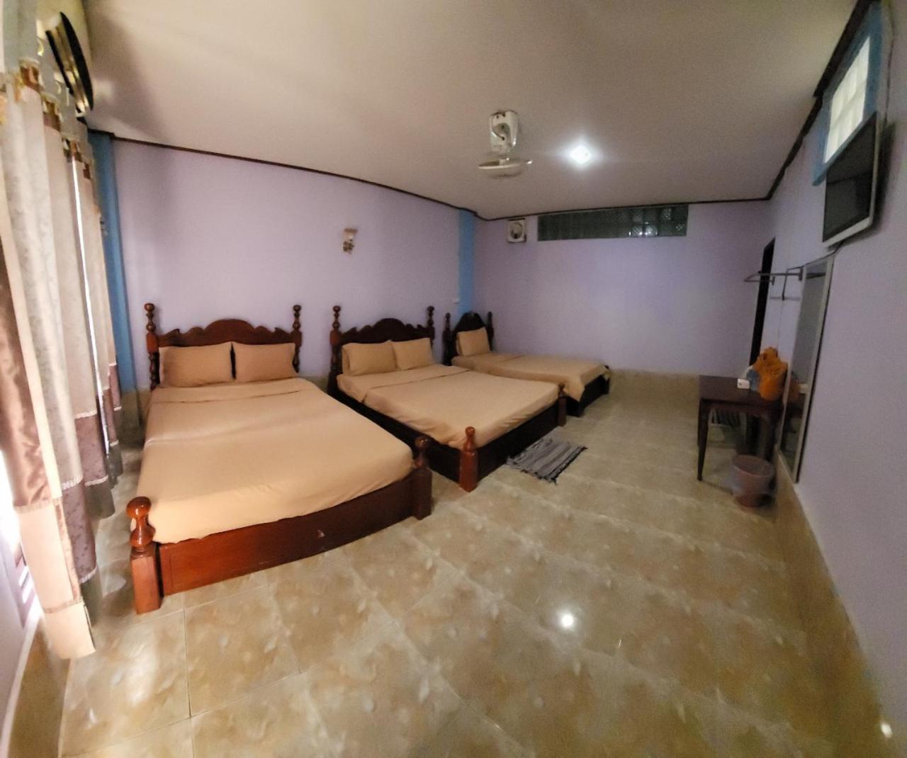 Vang Vieng Chanthala Hotel 1 Exterior photo